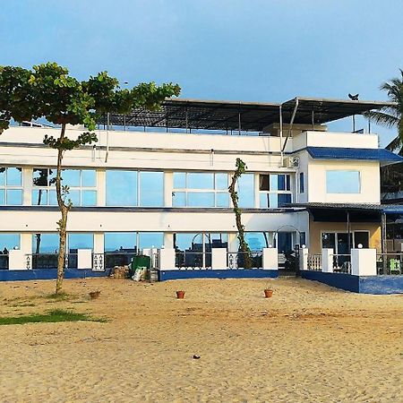 Alleppey Holiday Beach Resort Alappuzha Exterior photo
