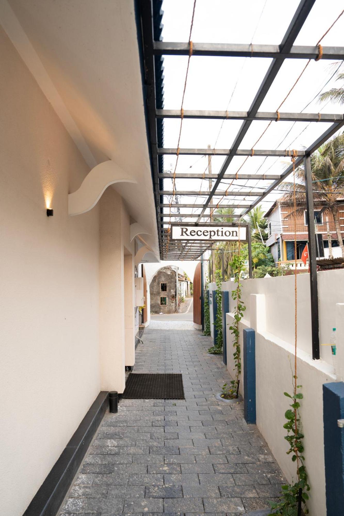 Alleppey Holiday Beach Resort Alappuzha Exterior photo